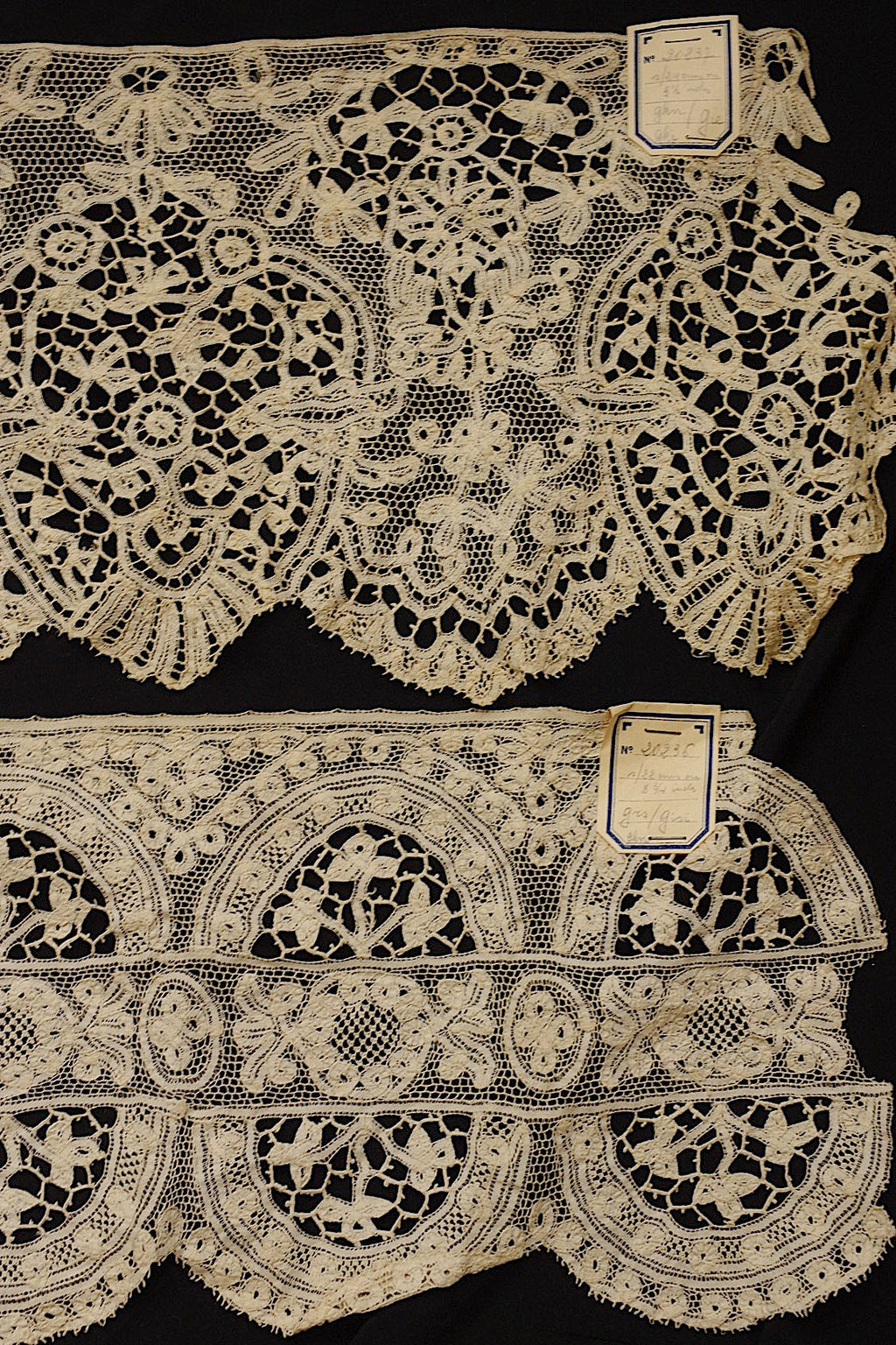 アンティークレース　dentelle ancienne  ハギレ　タグ付き 2種 .FR a l'epoque