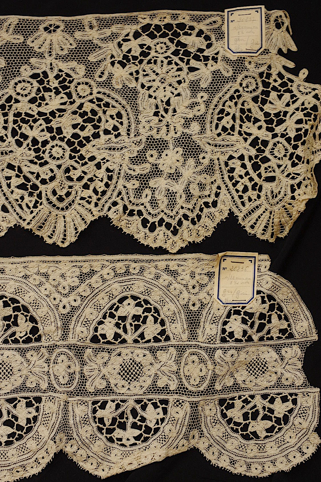 アンティークレース　dentelle ancienne  ハギレ　タグ付き 2種 .FR a l'epoque