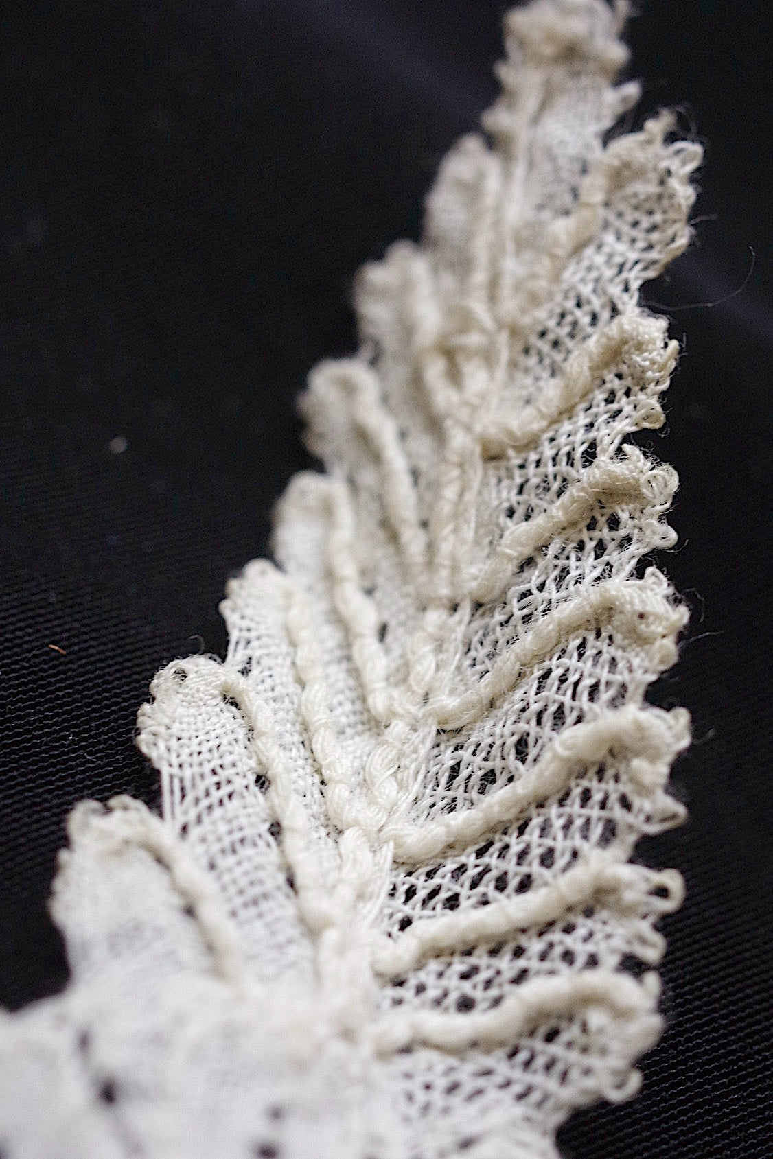 アンティークレース　dentelle ancienne ホニトン　ブリュクセルmix .FR a l'epoque