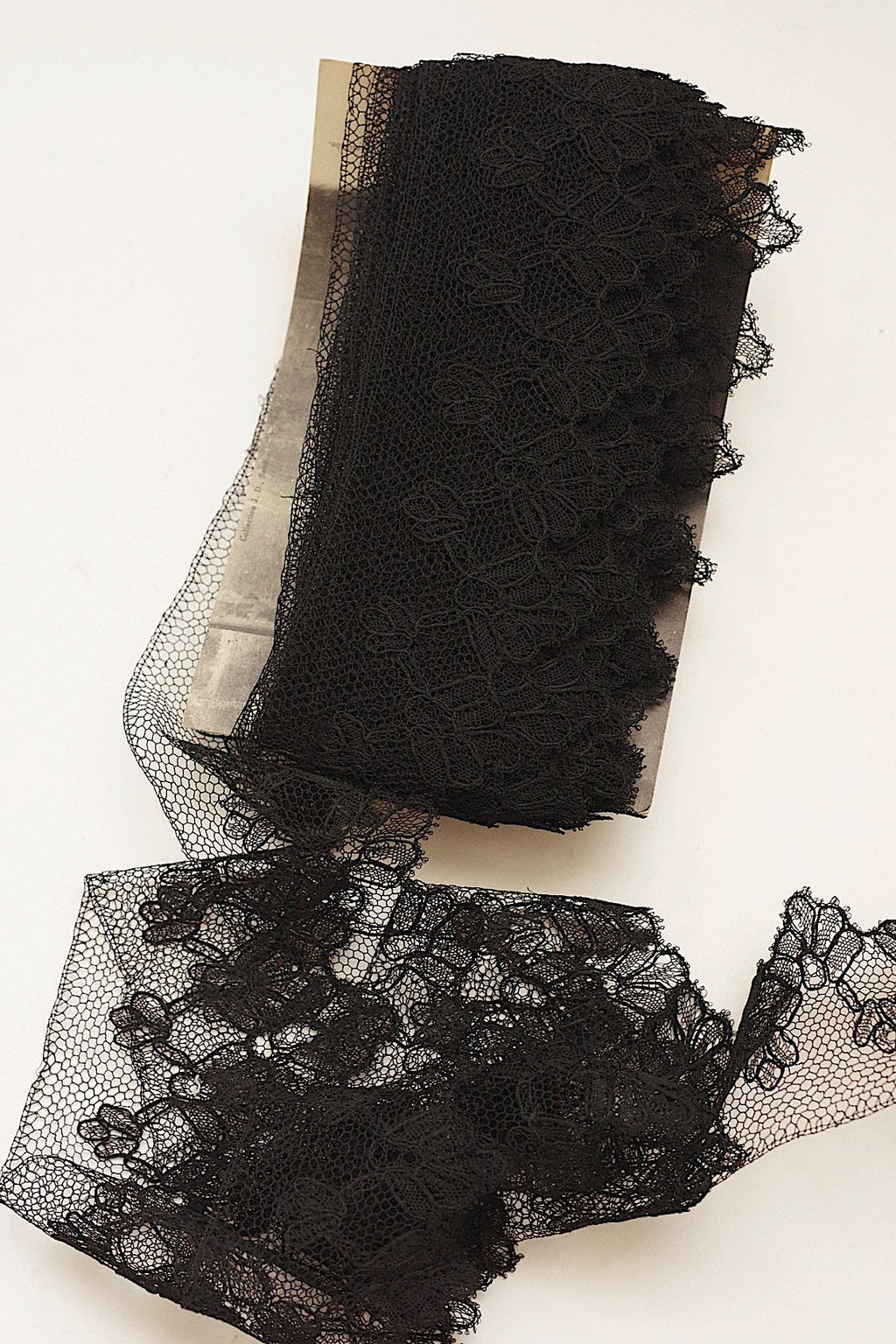アンティークレース　dentelle ancienne 黒レース　シャンティイ　900cm .FR a l'epoque