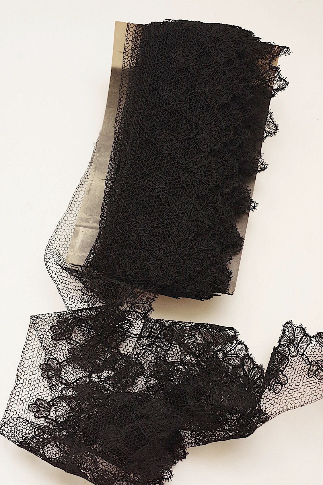 アンティークレース　dentelle ancienne 黒レース　シャンティイ　900cm .FR a l'epoque
