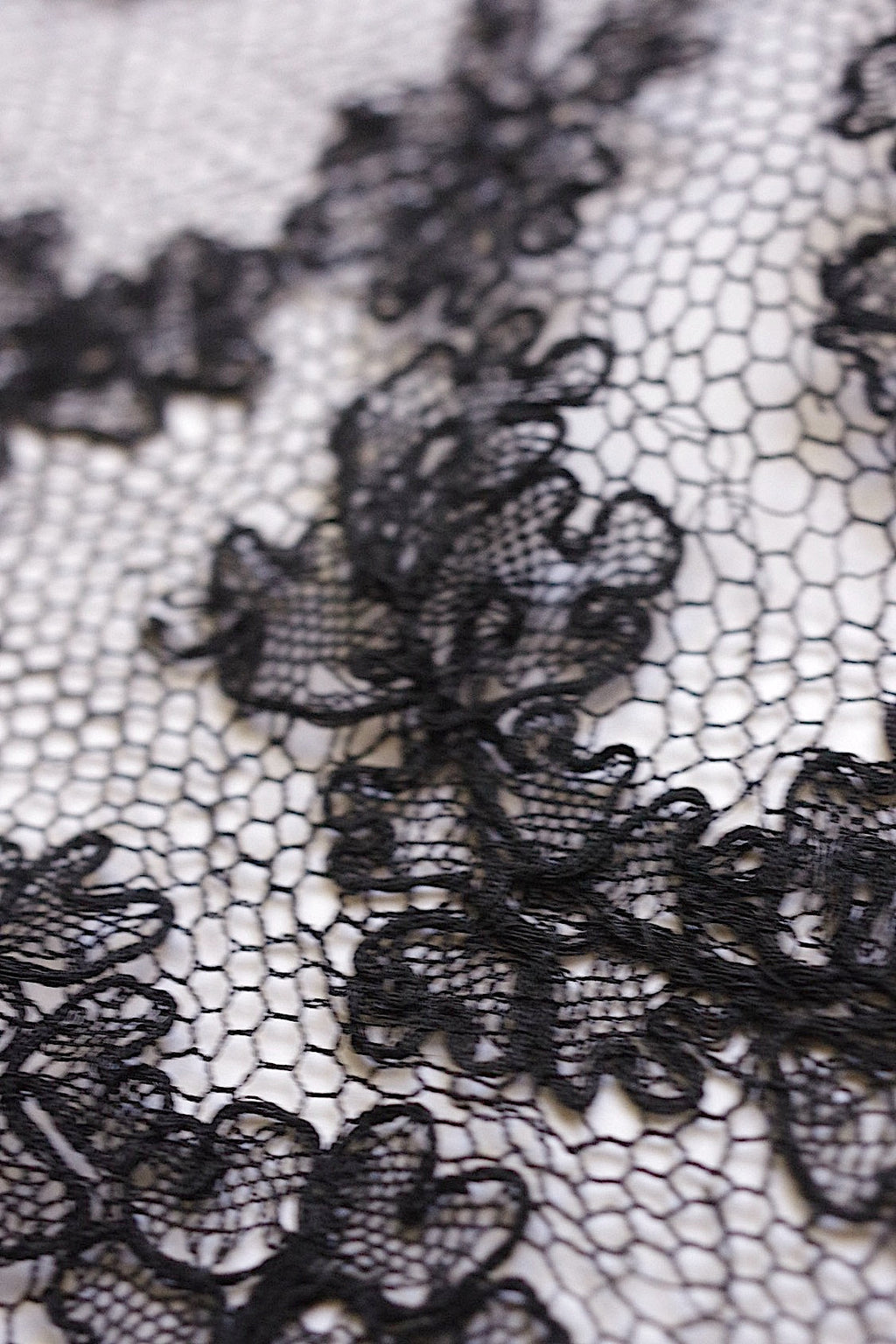 アンティークレース　dentelle ancienne 黒レース　シャンティイ　450cm .FR a l'epoque