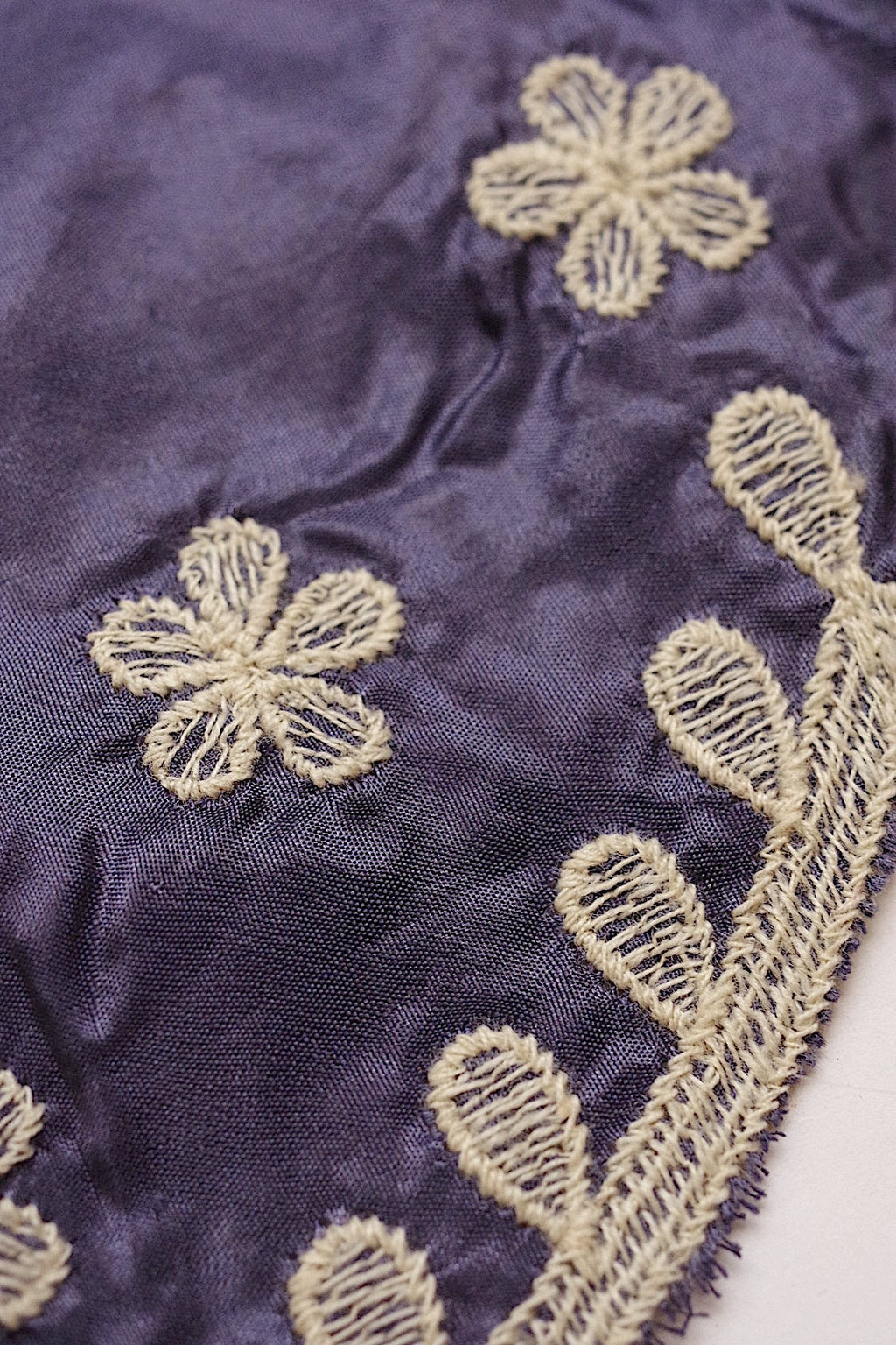 アンティークレース　dentelle ancienne 刺繍生地 .FR a l'epoque