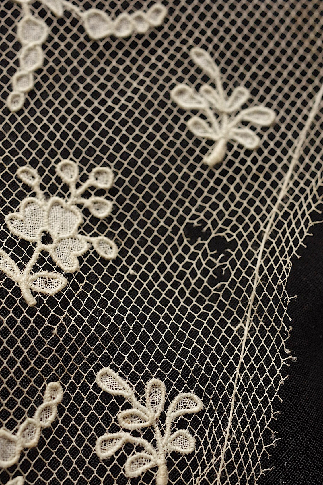 アンティークレース　dentelle ancienne 襟　キャリックマクロス .FR a l'epoque