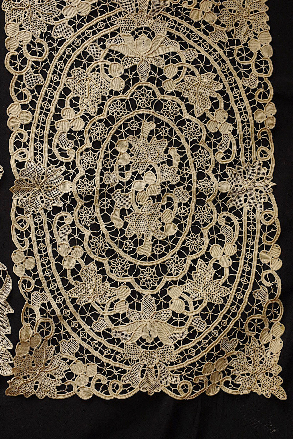 アンティークレース　dentelle ancienne nappe 2枚 .FR a l'epoque