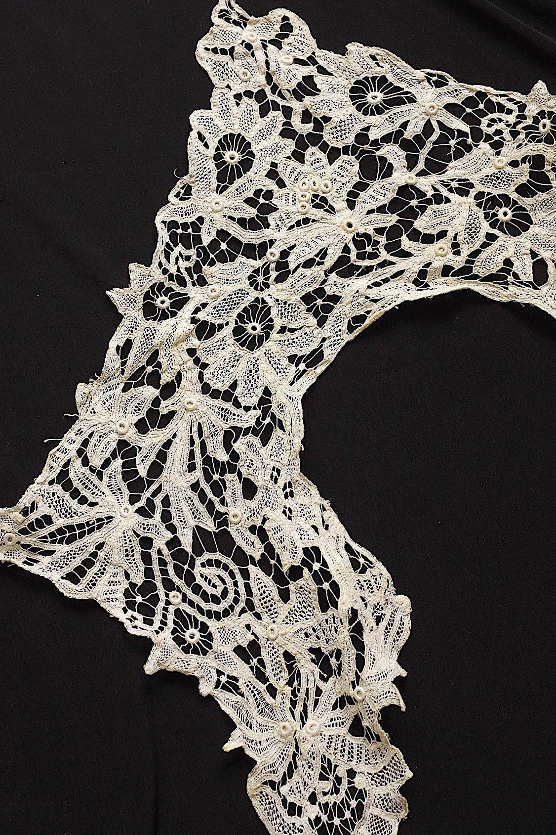 アンティークレース　dentelle ancienne レースつけ襟 .FR a l'epoque