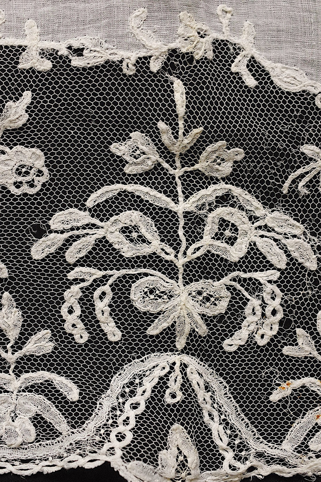 アンティークレース　dentelle ancienne レースハンカチ .FR a l'epoque