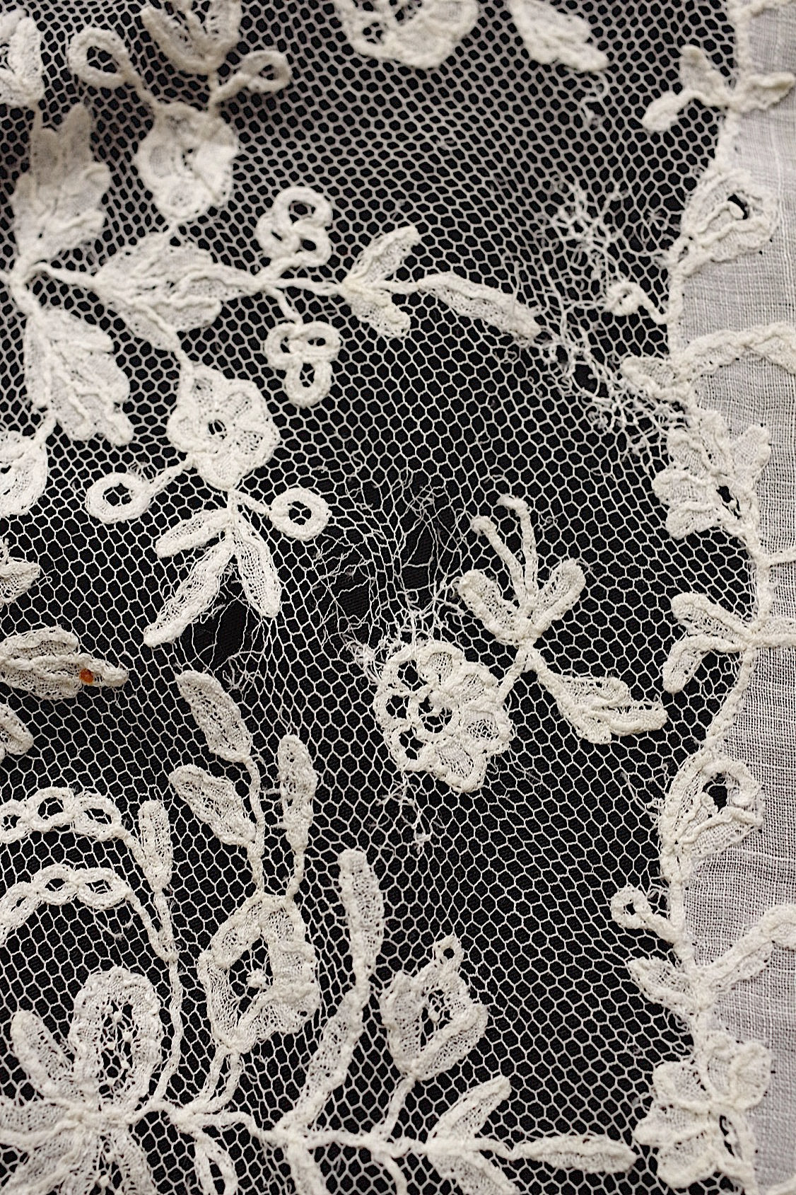 アンティークレース　dentelle ancienne レースハンカチ .FR a l'epoque