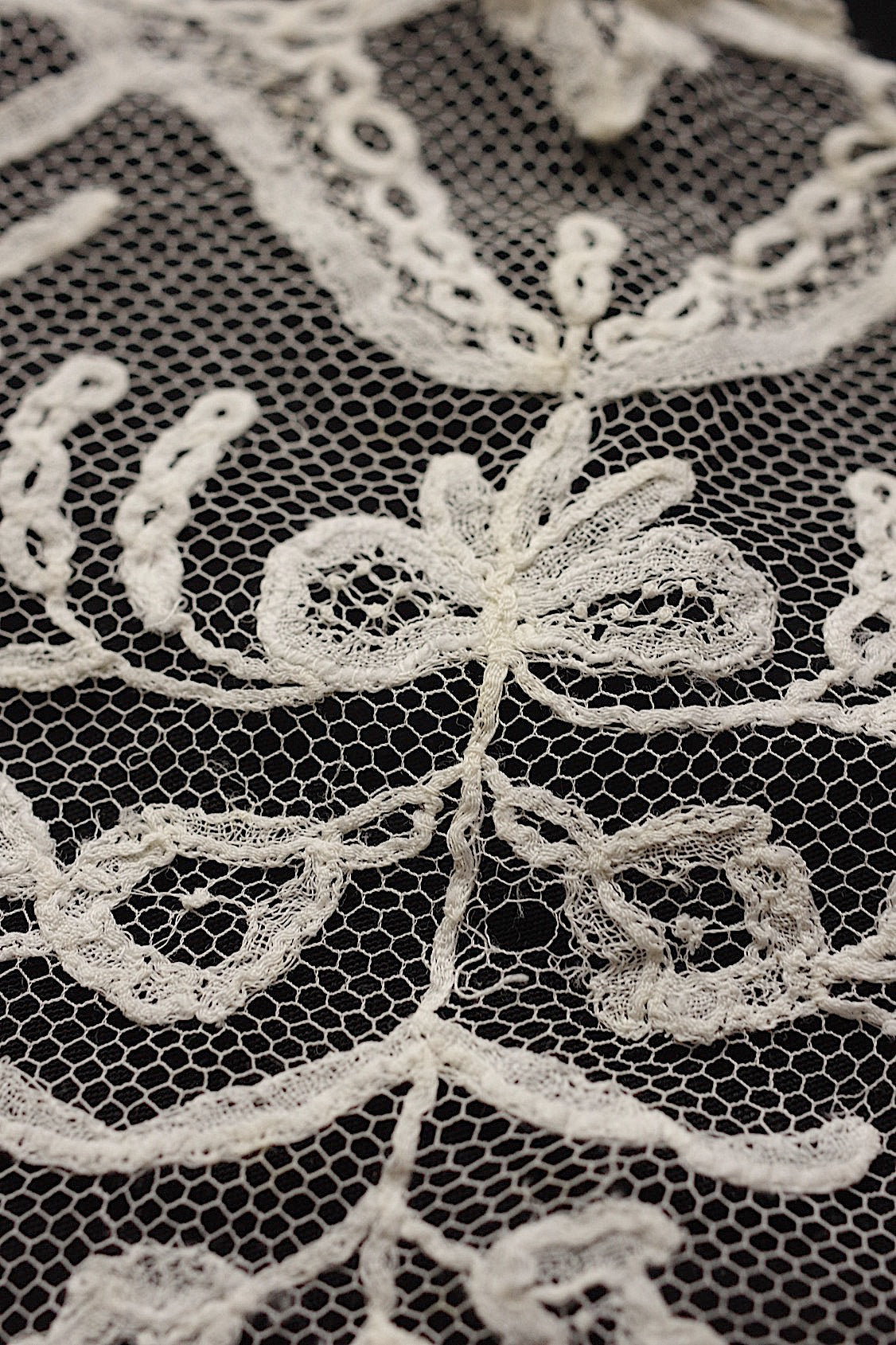 アンティークレース　dentelle ancienne レースハンカチ .FR a l'epoque