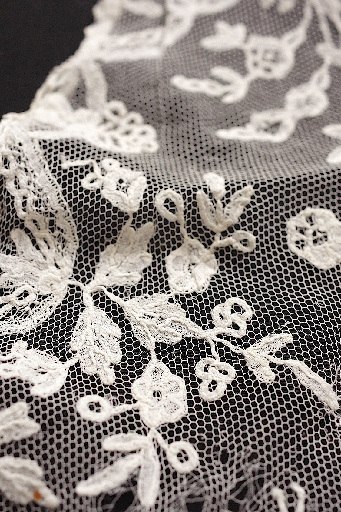 アンティークレース　dentelle ancienne レースハンカチ .FR a l'epoque