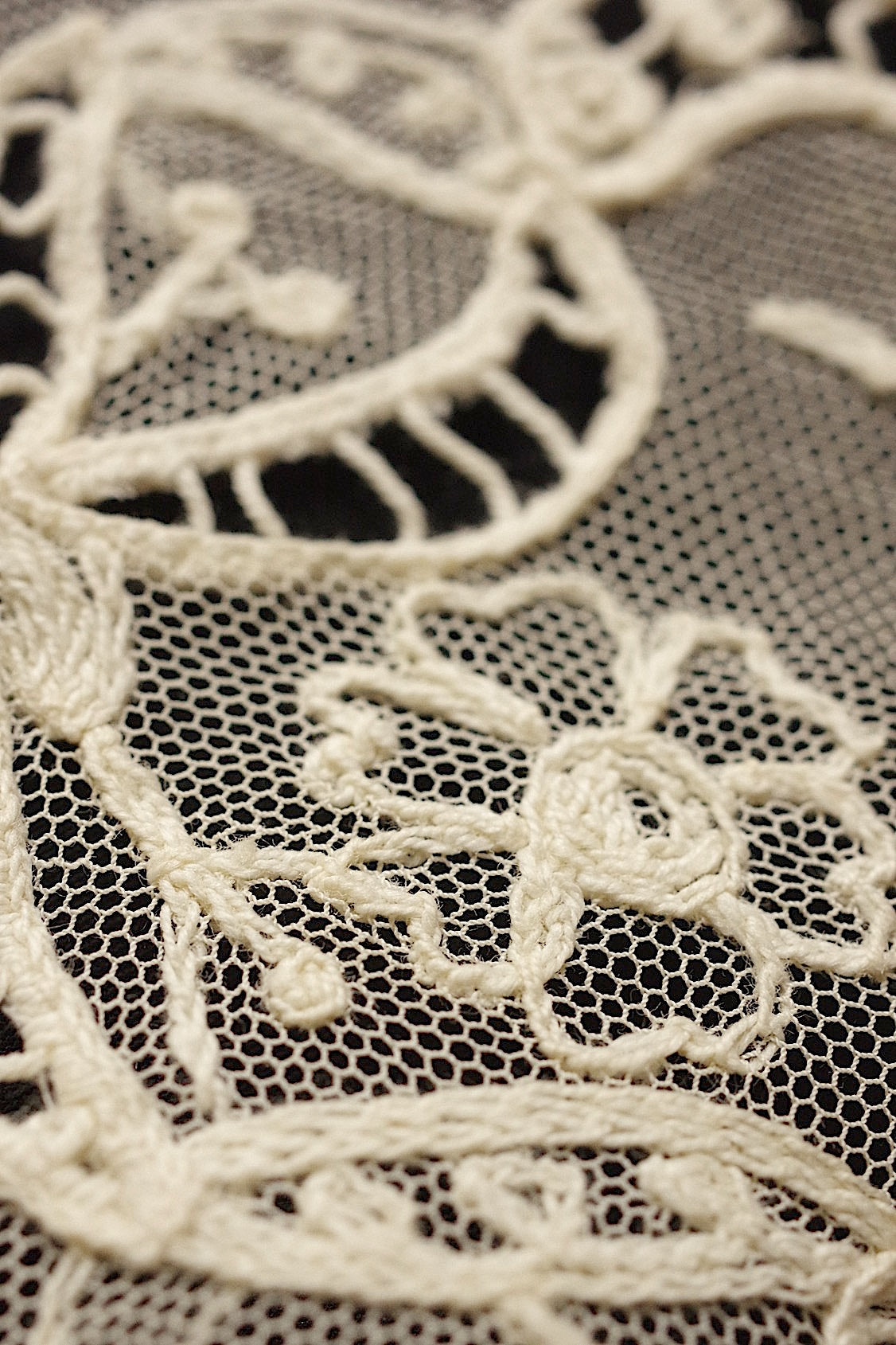 アンティークレース　dentelle ancienne 刺繍レース襟　 .FR a l'epoque