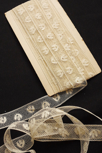 アンティークレース　dentelle ancienne 635cm .FR a l'epoque