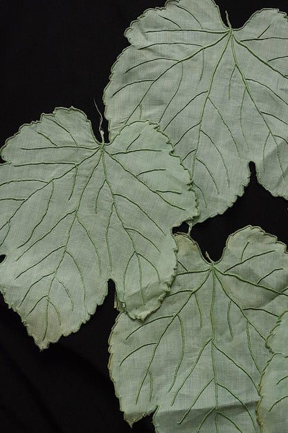 アンティークレース　dentelle ancienne 葉っぱ　napperon .FR a l'epoque