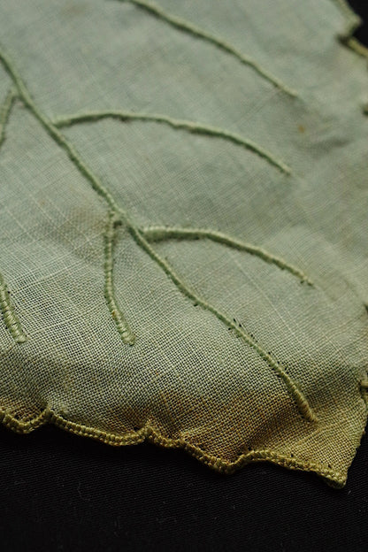 アンティークレース　dentelle ancienne 葉っぱ　napperon .FR a l'epoque