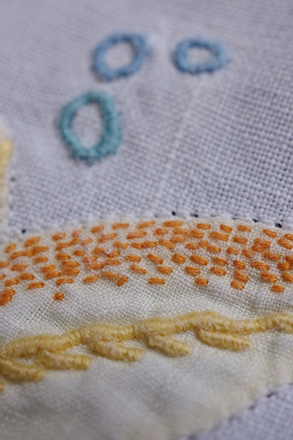 アンティークレース　dentelle ancienne napperon　刺繍　魚 .FR a l'epoque