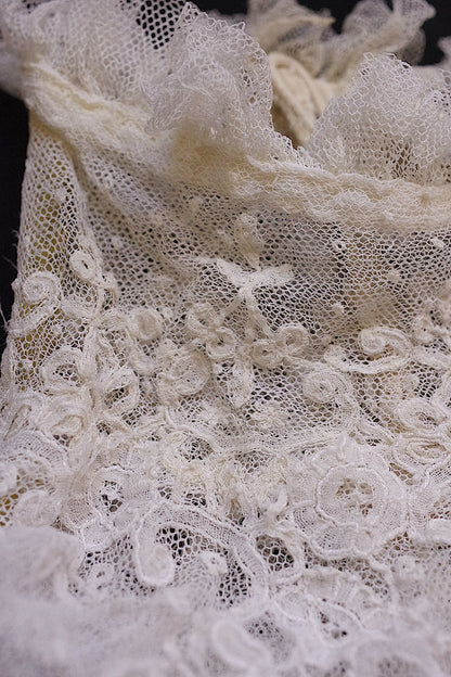 アンティークブラウス　vêtement antique 少女サイズブラウス３枚　素材用lots 1 .FR a l'epoque