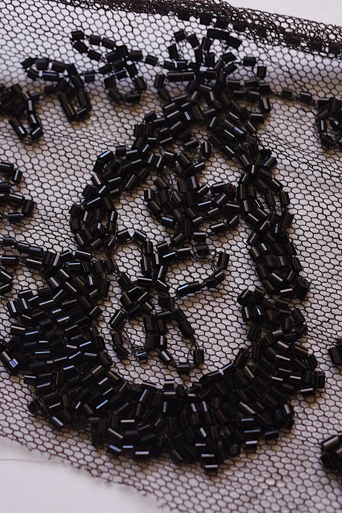 アンティークレース　dentelle aicienne ビーズ刺繍　くろ .FR a l'epoque