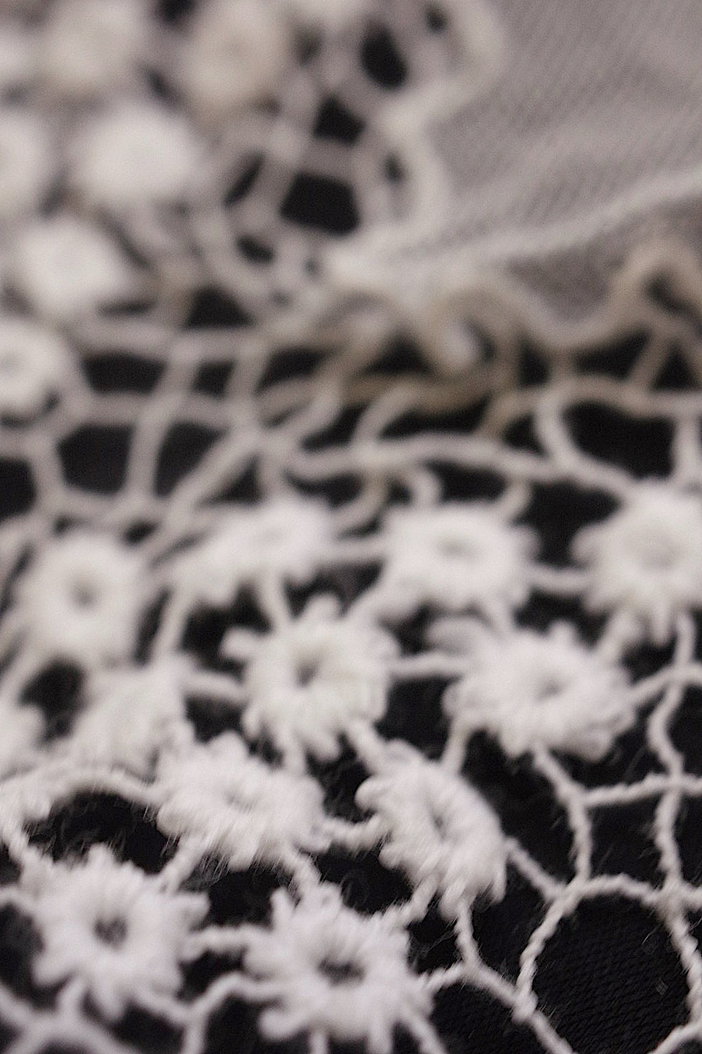 アンティークレース　dentelle ancienne 270cm .FR a l'epoque