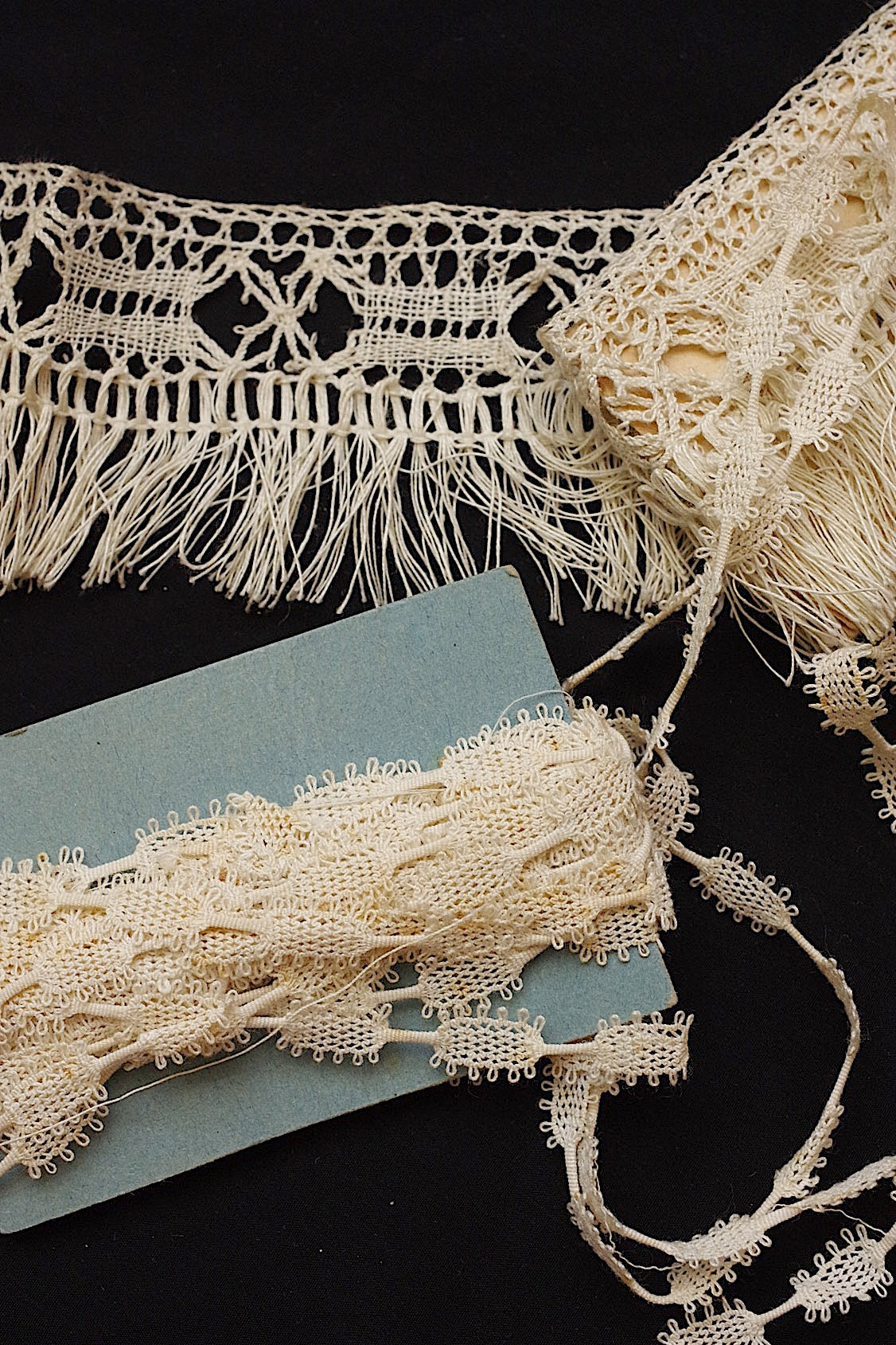 アンティークレース　dentelle ancienne 90cm 720cm .FR a l'epoque