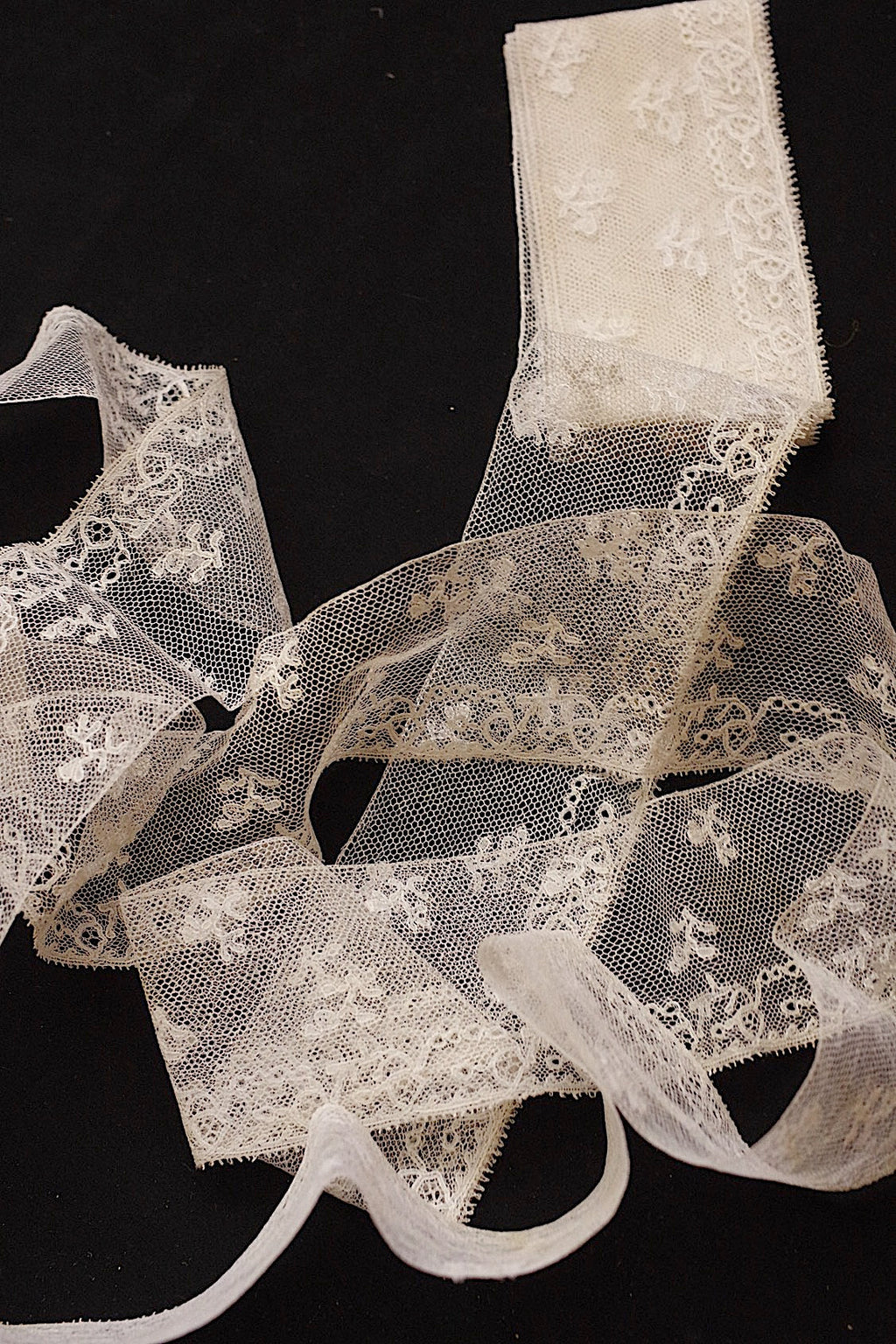 アンティークレース　dentelle ancienne　370cm .FR a l'epoque