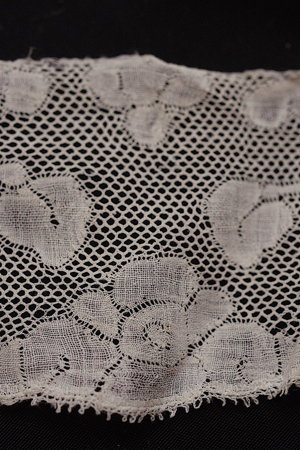 アンティークレース　dentelle ancienne　ヴァランシエンヌ２種 .FR a l'epoque