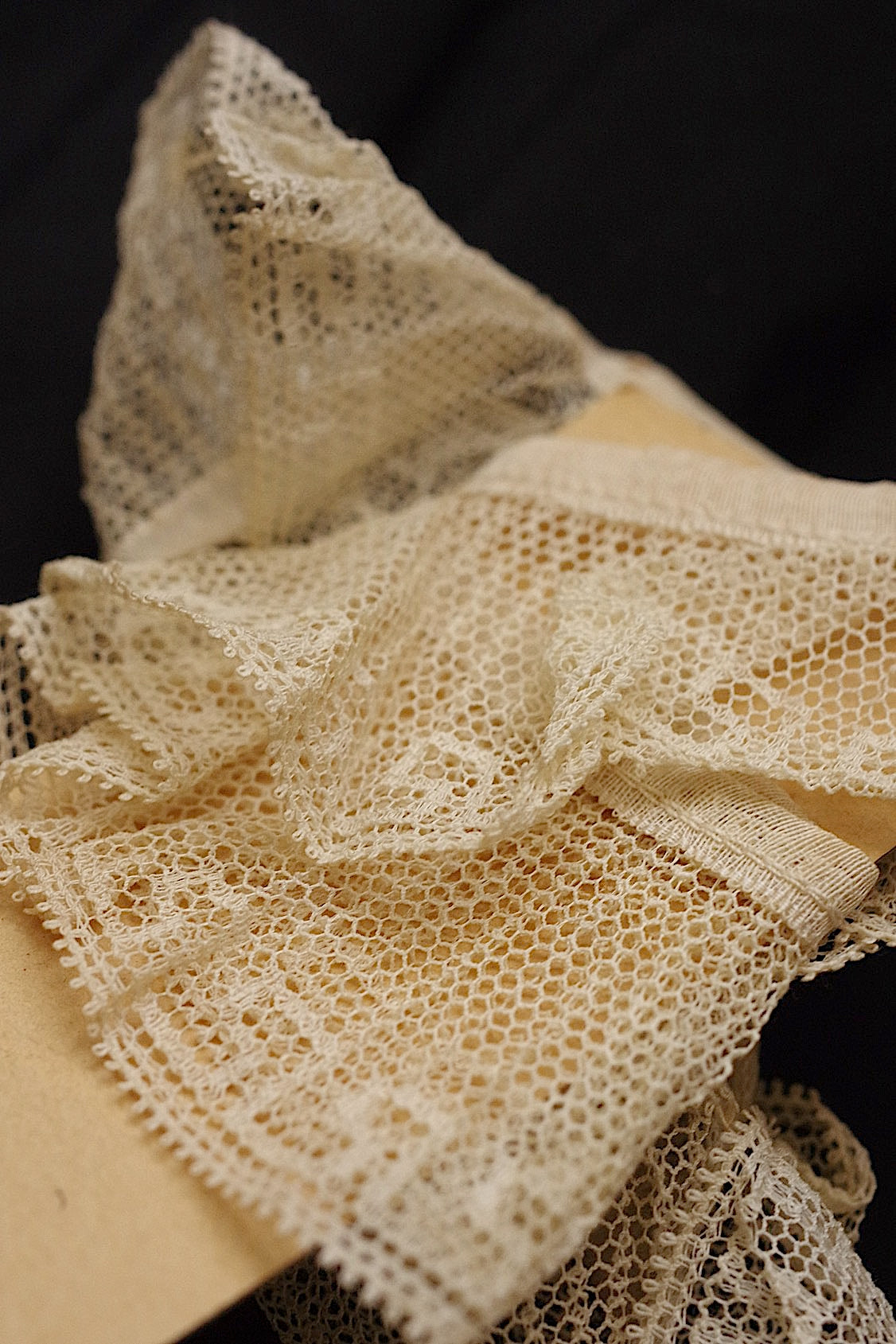 アンティークレース　dentelle ancienne　3種 .FR a l'epoque