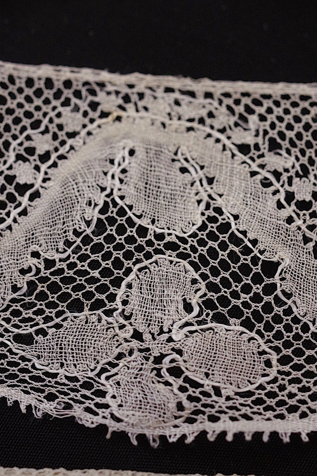 アンティークレース　dentelle ancienne　3種 .FR a l'epoque