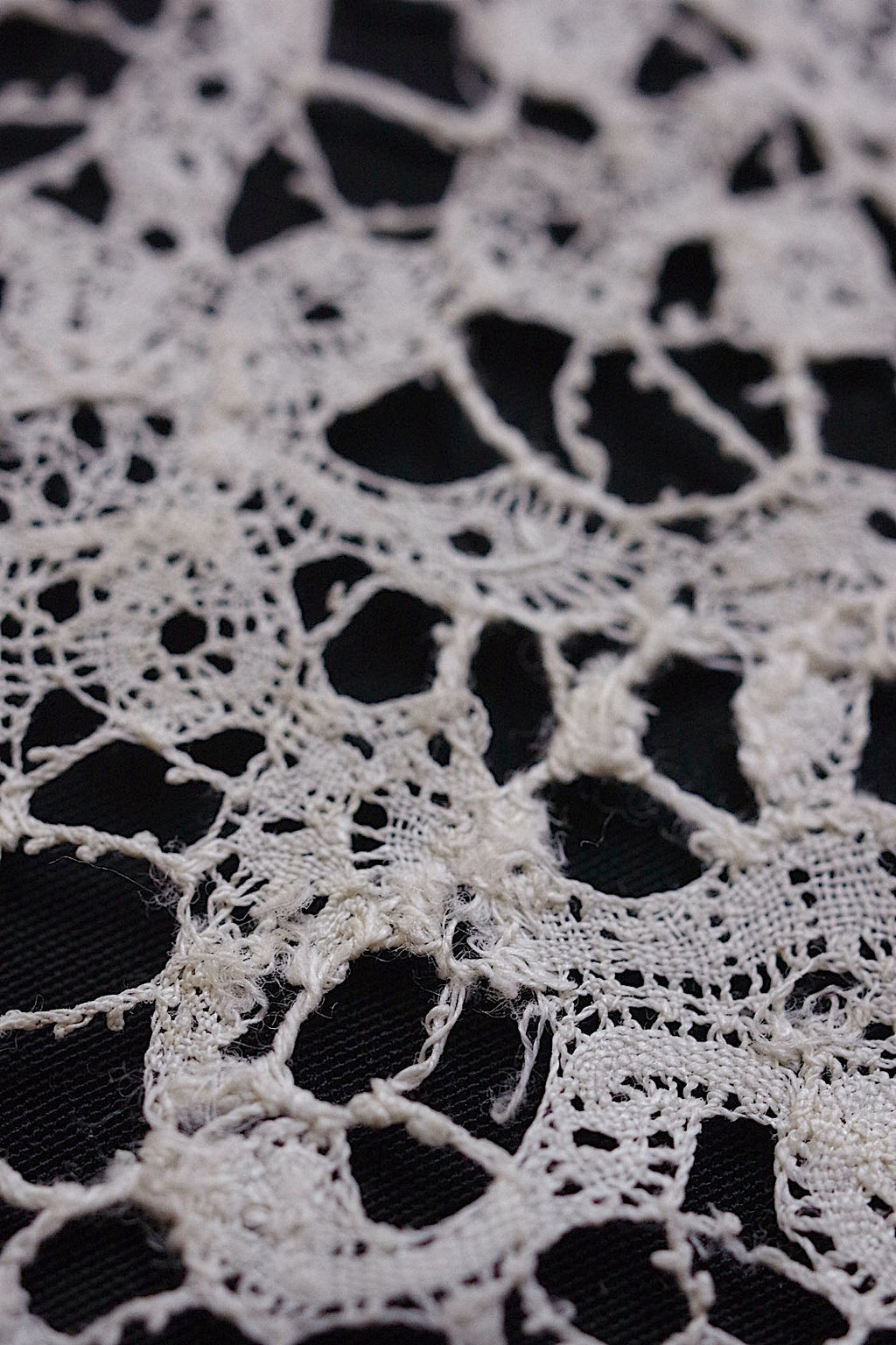 アンティークレース　dentelle ancienne　３種 .FR a l'epoque