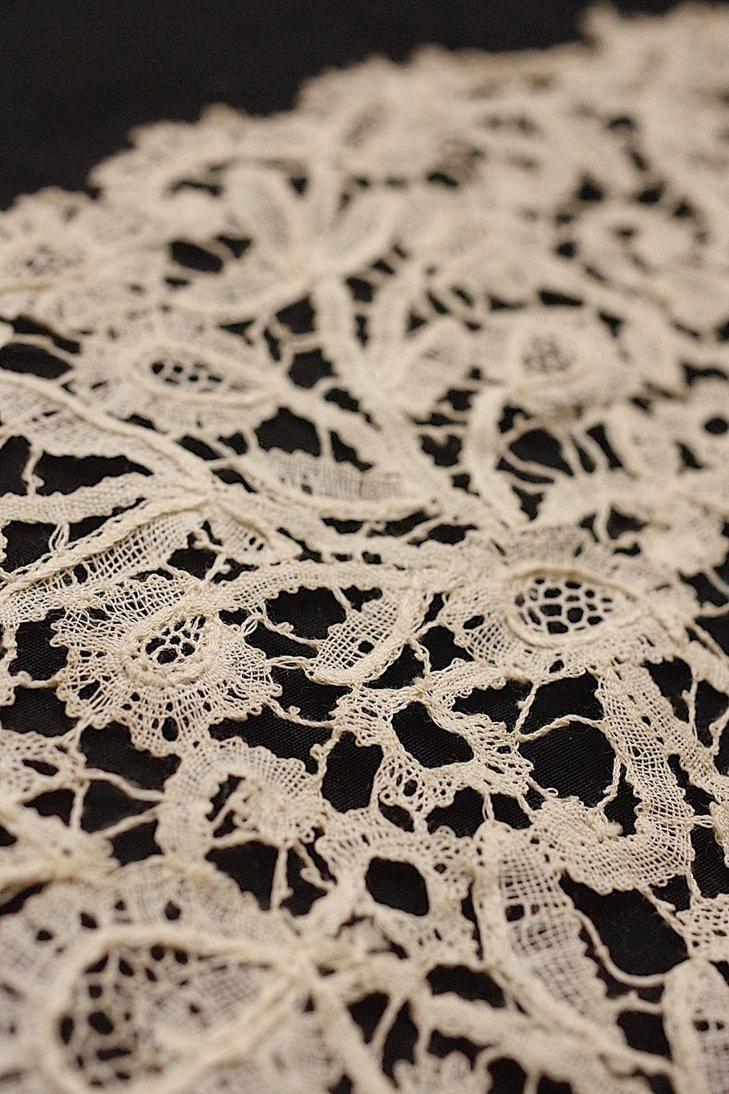 アンティークレース　dentelle ancienne　襟 .FR a l'epoque