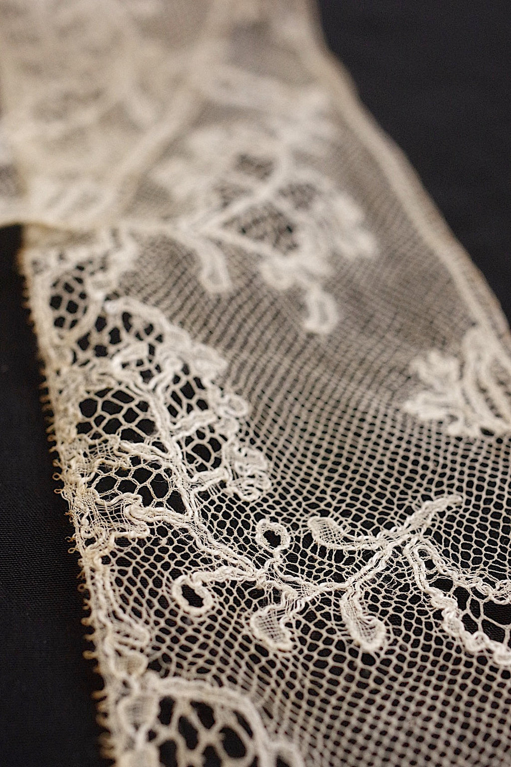 アンティークレース　dentelle ancienne　３種 .FR a l'epoque
