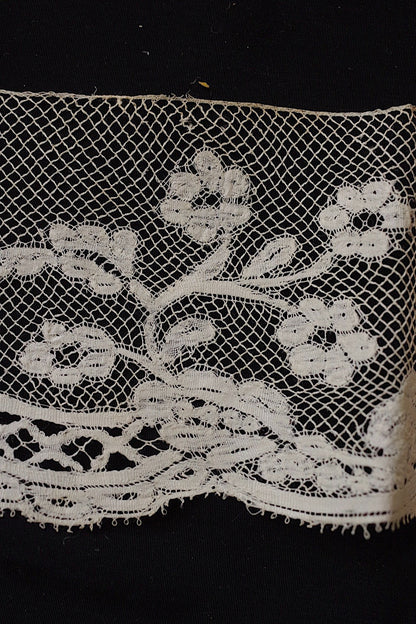 アンティークレース　dentelle ancienne　３種 .FR a l'epoque