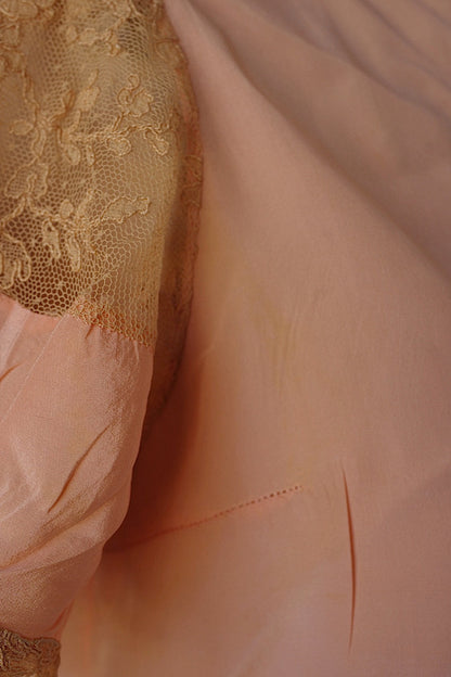 アンティークランジェリー　vêtement antique レーストップ1 .FR a l'epoque