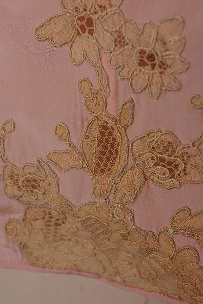 アンティークランジェリー　vêtement antique レーストップ1 .FR a l'epoque