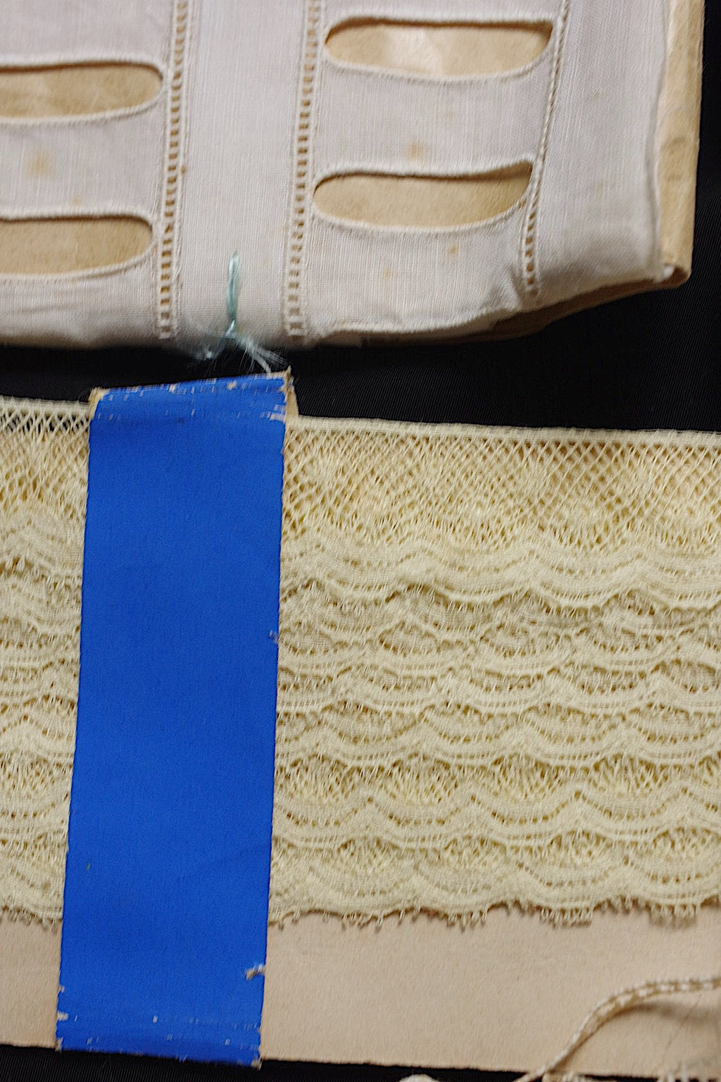 アンティークレース　dentelle ancienne 素材用　lots1 .FR a l'epoque