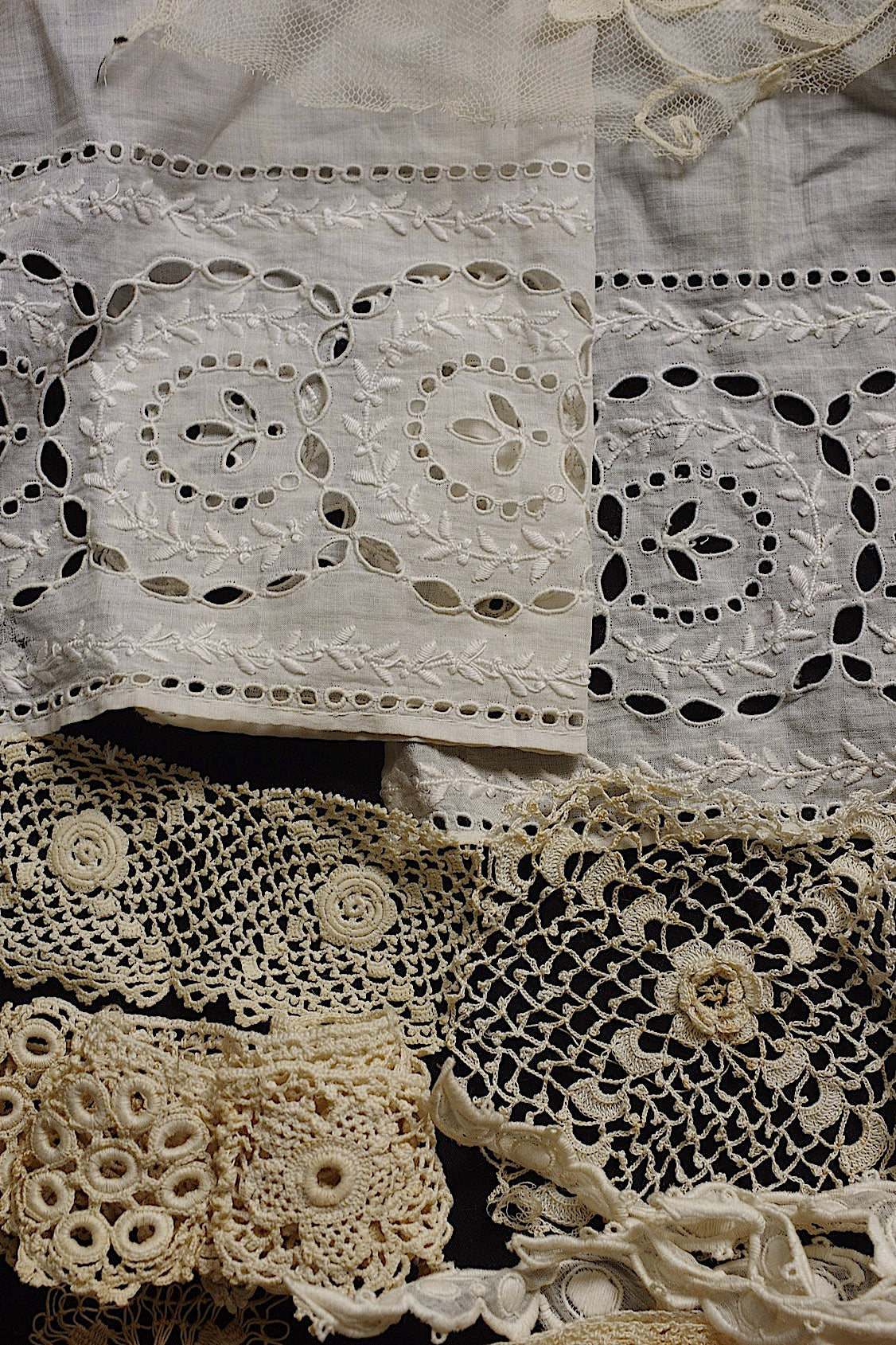 アンティークレース　dentelle ancienne 素材用　lots2 .FR a l'epoque