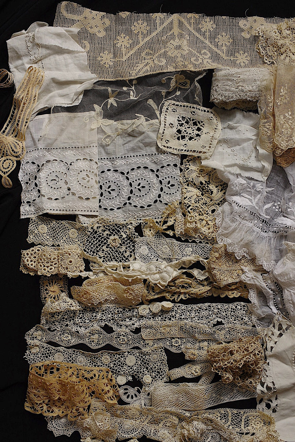 アンティークレース　dentelle ancienne 素材用　lots2 .FR a l'epoque