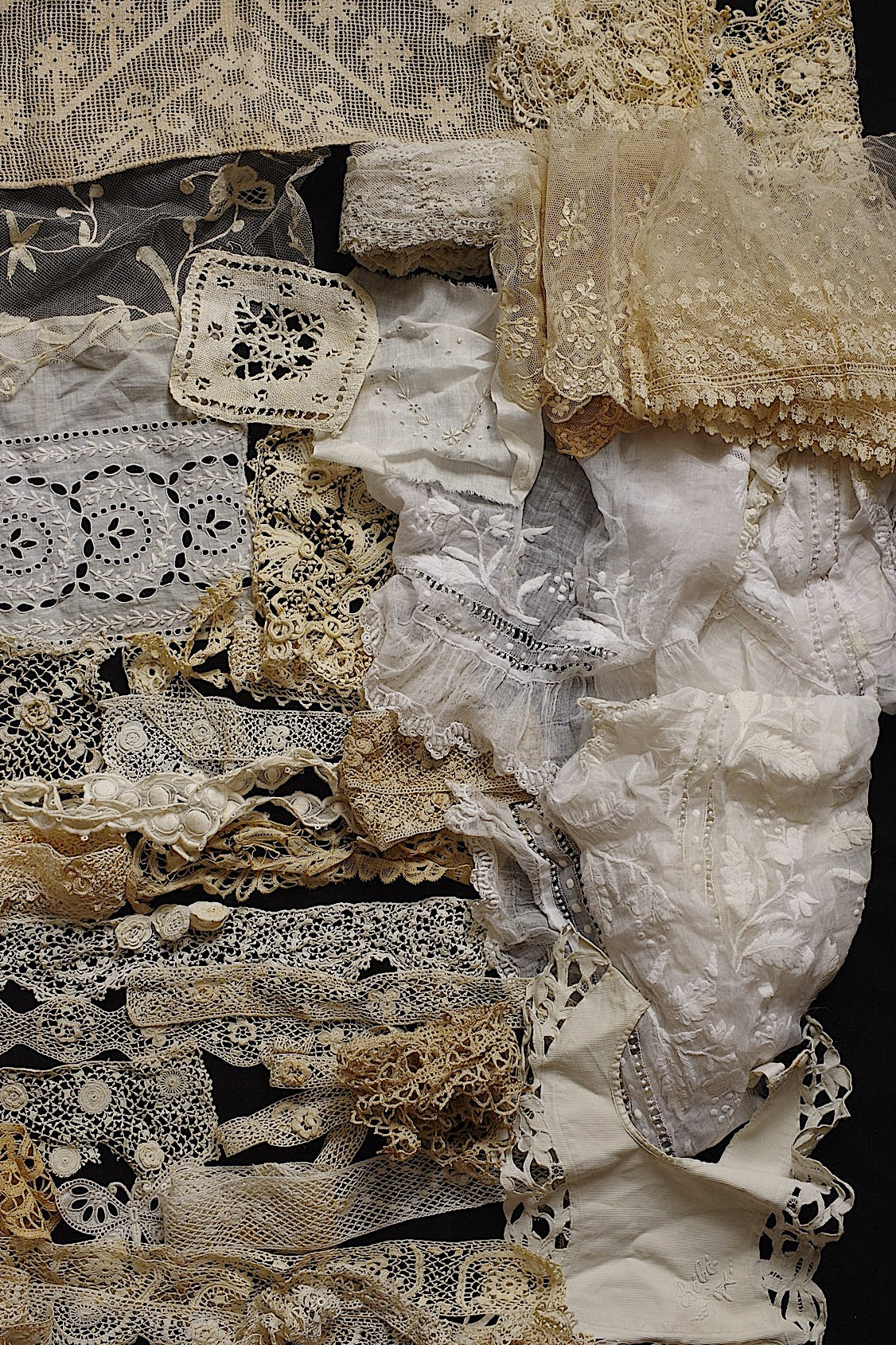 アンティークレース　dentelle ancienne 素材用　lots2 .FR a l'epoque