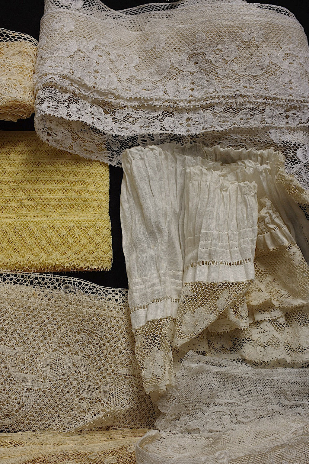 アンティークレース　dentelle ancienne 素材用　lots3 .FR a l'epoque