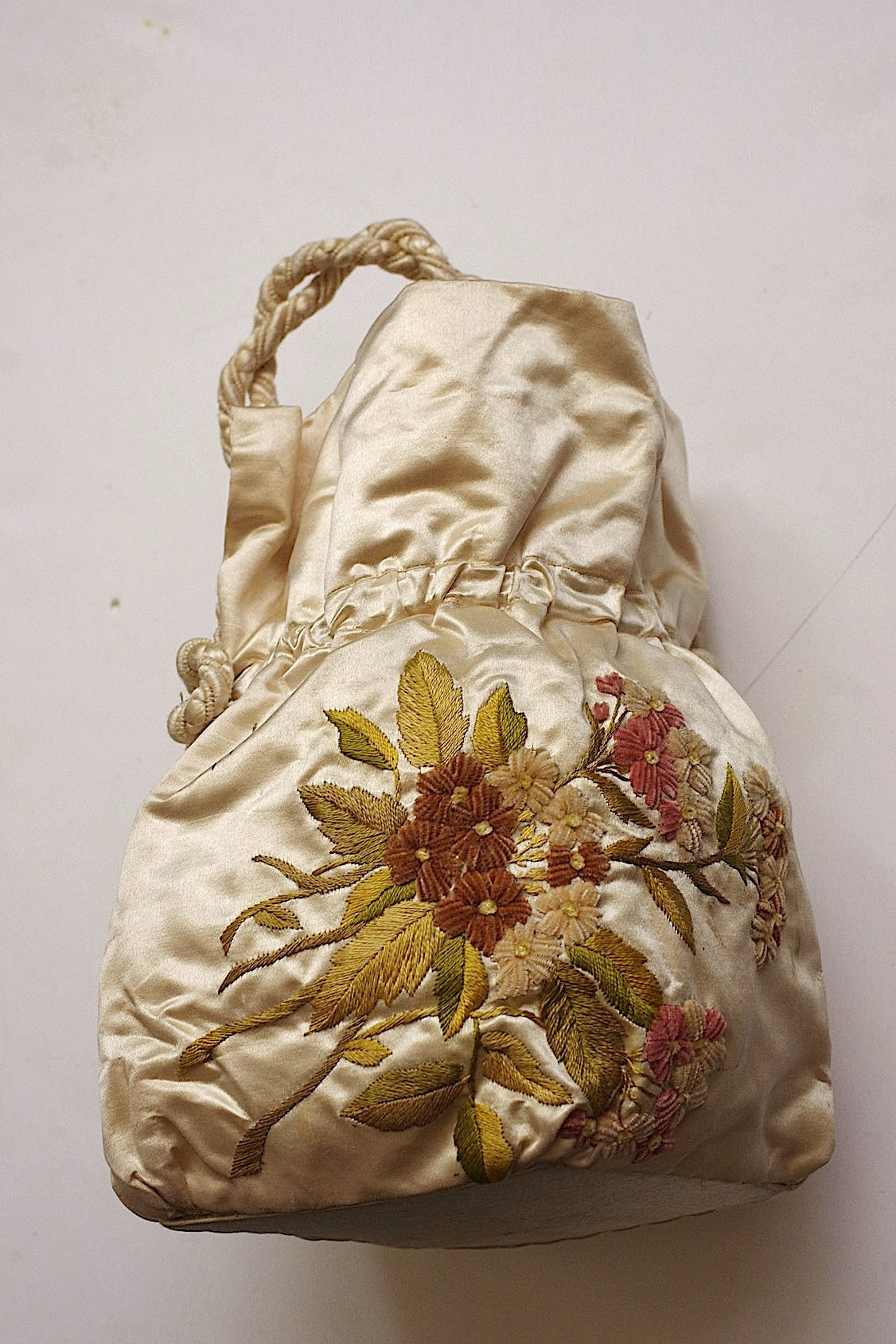 アンティークポシェット　pochette antique 刺繍バッグ .FR a l'epoque