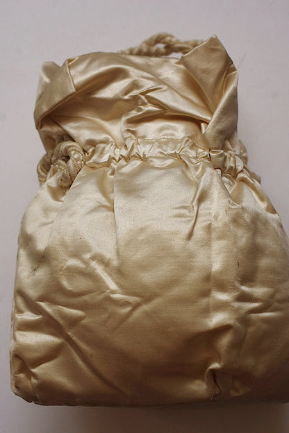 アンティークポシェット　pochette antique 刺繍バッグ .FR a l'epoque