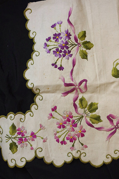 アンティーククロス　linge de maison 刺繍　インテリア生地 .FR a l'epoque
