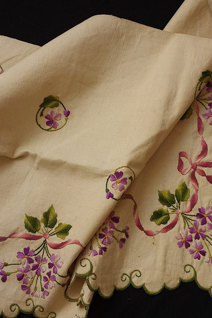 アンティーククロス　linge de maison 刺繍　インテリア生地 .FR a l'epoque