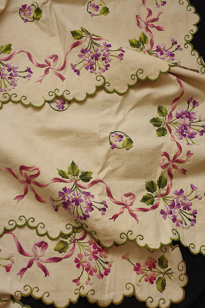 アンティーククロス　linge de maison 刺繍　インテリア生地 .FR a l'epoque