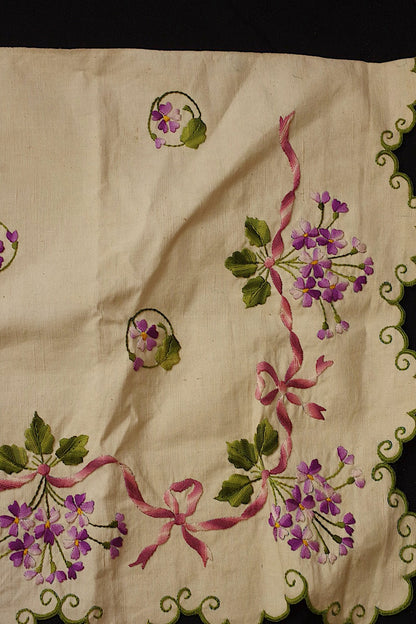 アンティーククロス　linge de maison 刺繍　インテリア生地 .FR a l'epoque