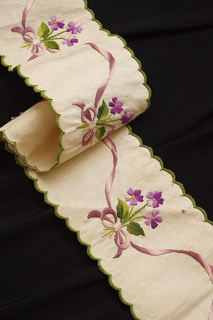 アンティーククロス　linge de maison 刺繍　インテリア生地 .FR a l'epoque