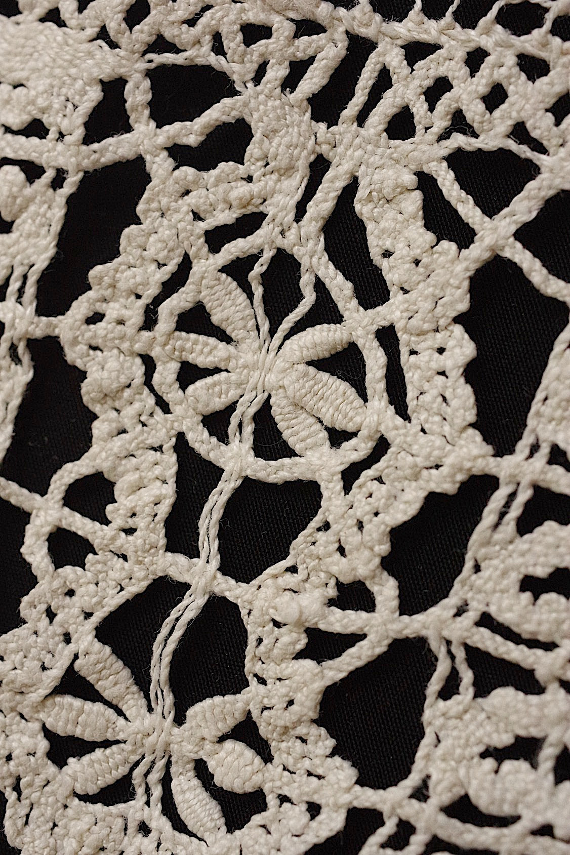 アンティークレース　dentelle ancienne フィレレース　インテリアクロス .FR a l'epoque