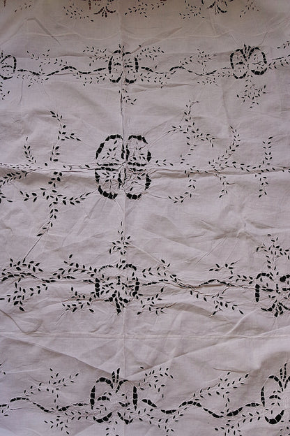 アンティーククロス　linge de maison 刺繍リネンクロス .FR a l'epoque