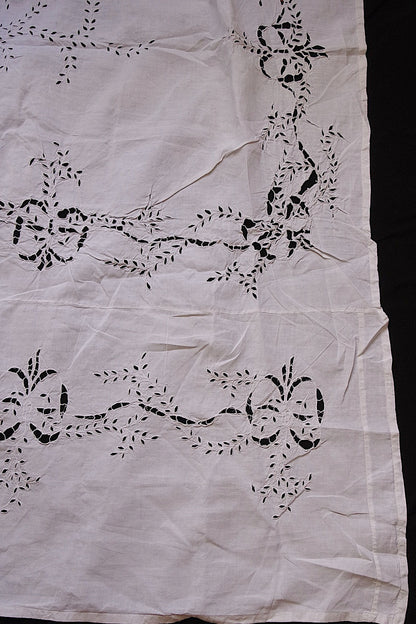 アンティーククロス　linge de maison 刺繍リネンクロス .FR a l'epoque