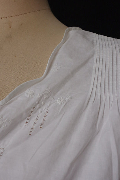 アンティークコットンワンピース vêtement antique robe de chambre 2 .FR a l'epoque