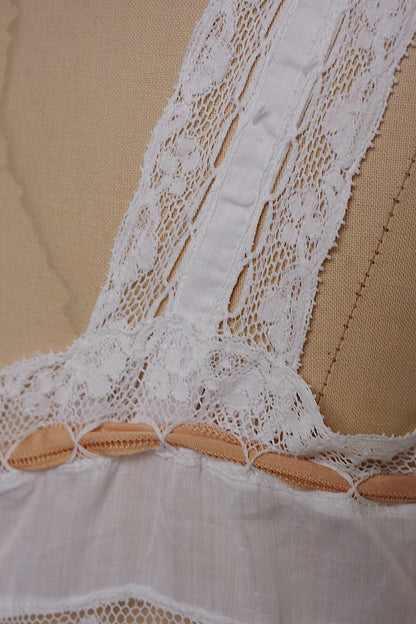 アンティークコットンワンピース vêtement antique robe de chambre 3 .FR a l'epoque